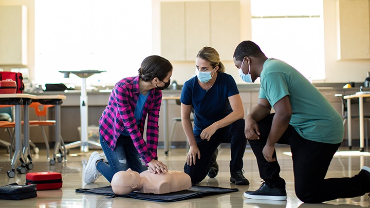 心肺蘇生法・AEDの使用方法