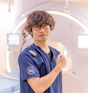 多智花 健太 先生