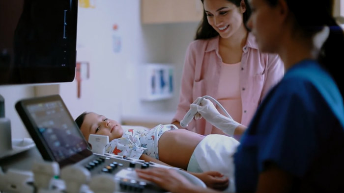 小児患者の評価についてのお客様の声（ビデオ）